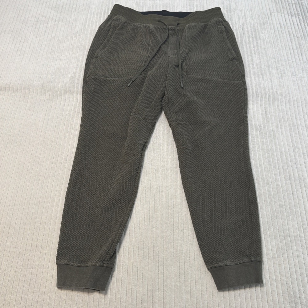 Lululemon Mens At Ease Jogger Green Merlot Textured Knit Pants XL LM5AIYS